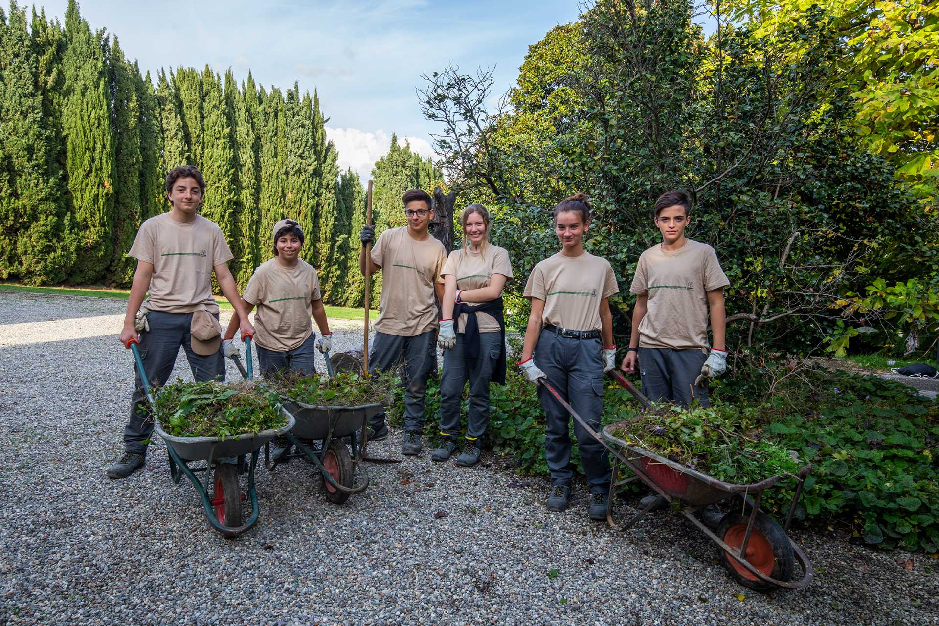 allievi primo anno al lavoro nel parrco(1)